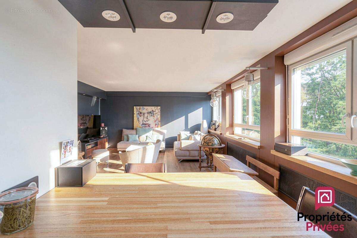 Magnifique T3/T4 de 86 m2 lumineux - Calme absolu  - St Foy les Lyon - photo 2