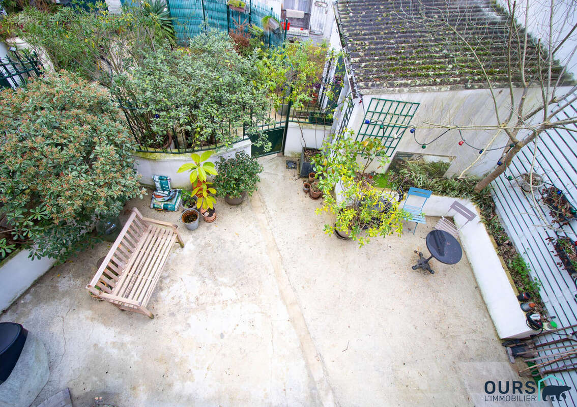 Maison à SAINT-DENIS