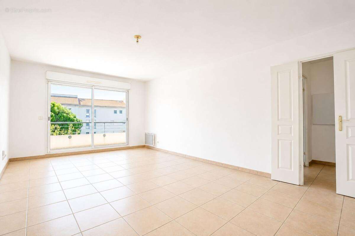 Appartement à MARSEILLE-12E