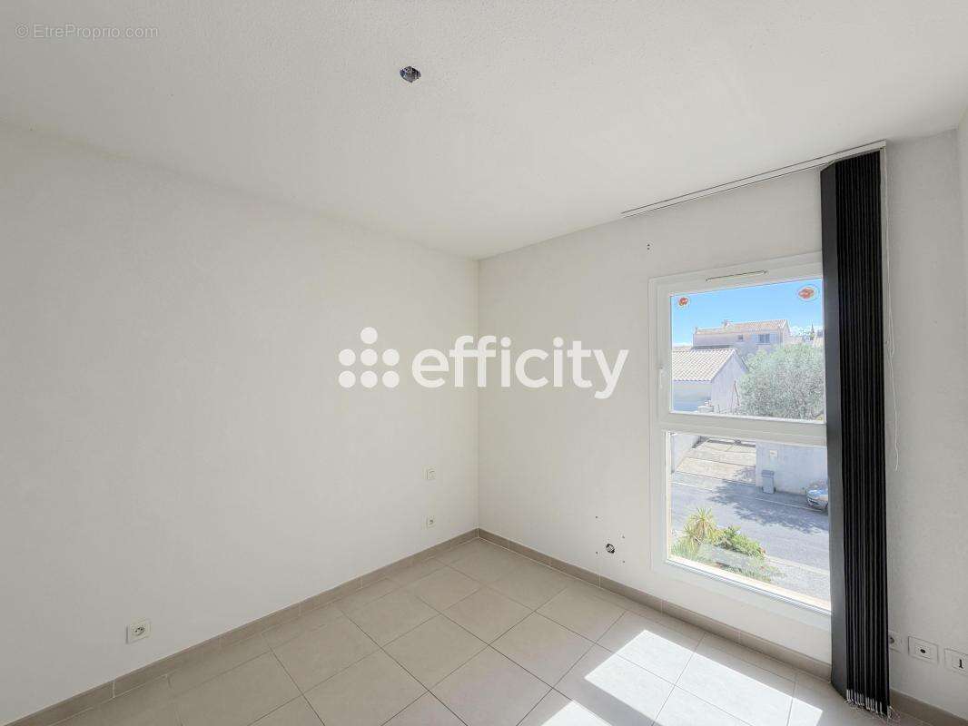 Maison 86 m² à Cournonsec  - photo 6
