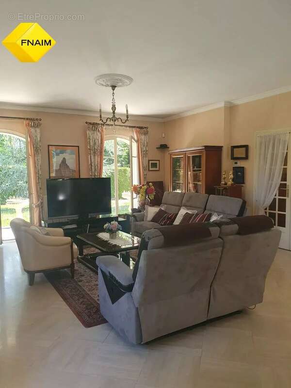 Maison à VILLIERS-SUR-ORGE