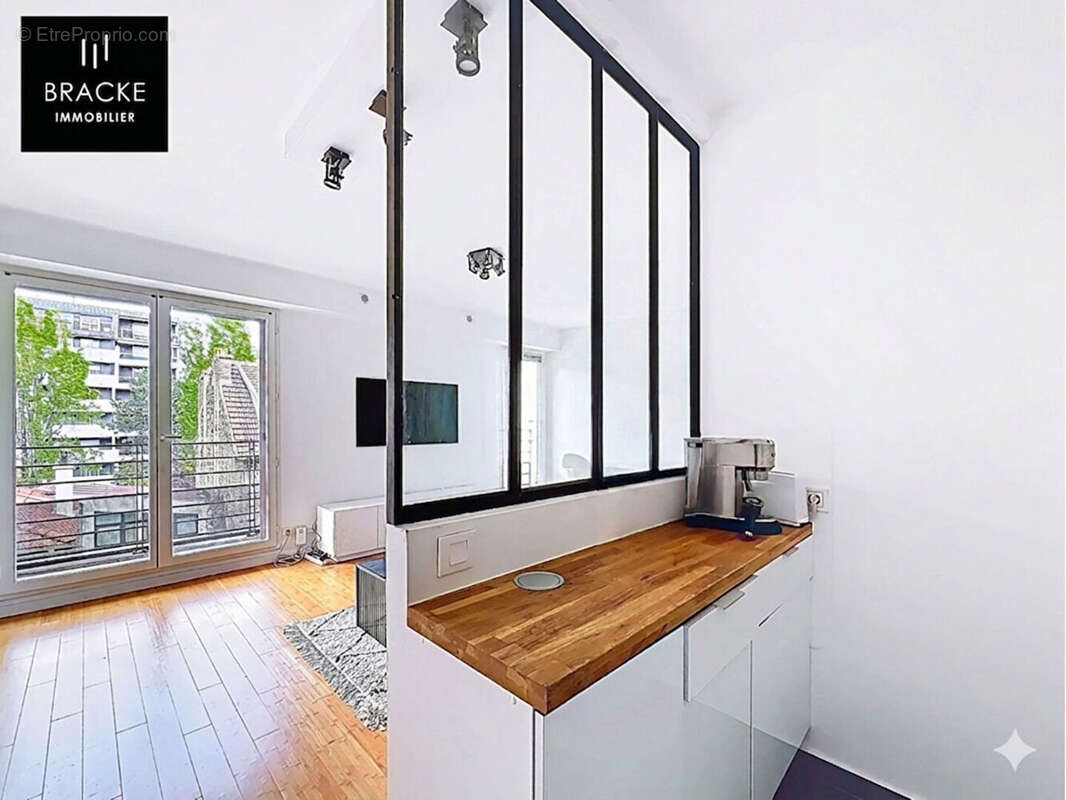 Appartement Courbevoie 2 pièces Becon-les-Bruyeres - photo 3