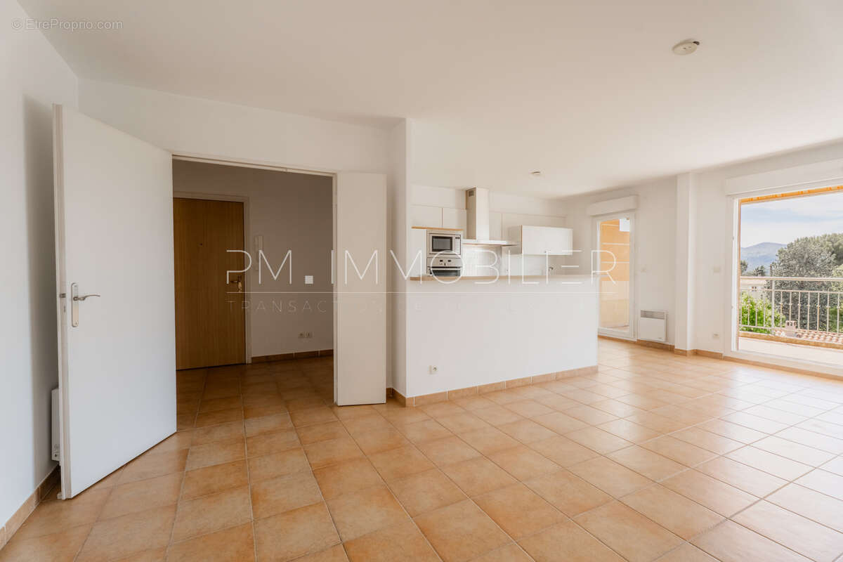 Appartement à AUBAGNE