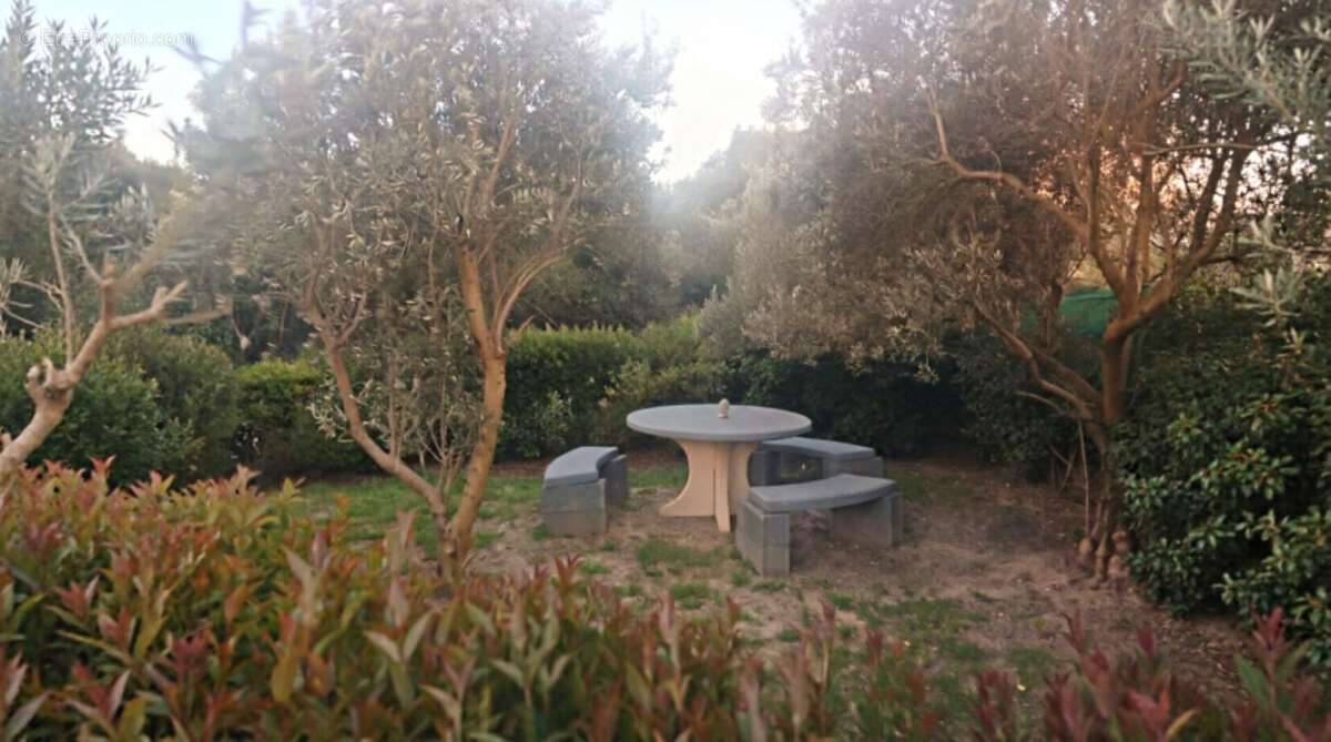 Maison à BEDARRIDES