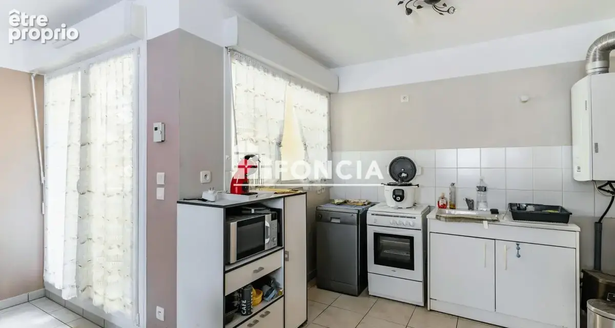 Metz devant les ponts, F2 avec balcon et parking sous-terrain - photo 7
