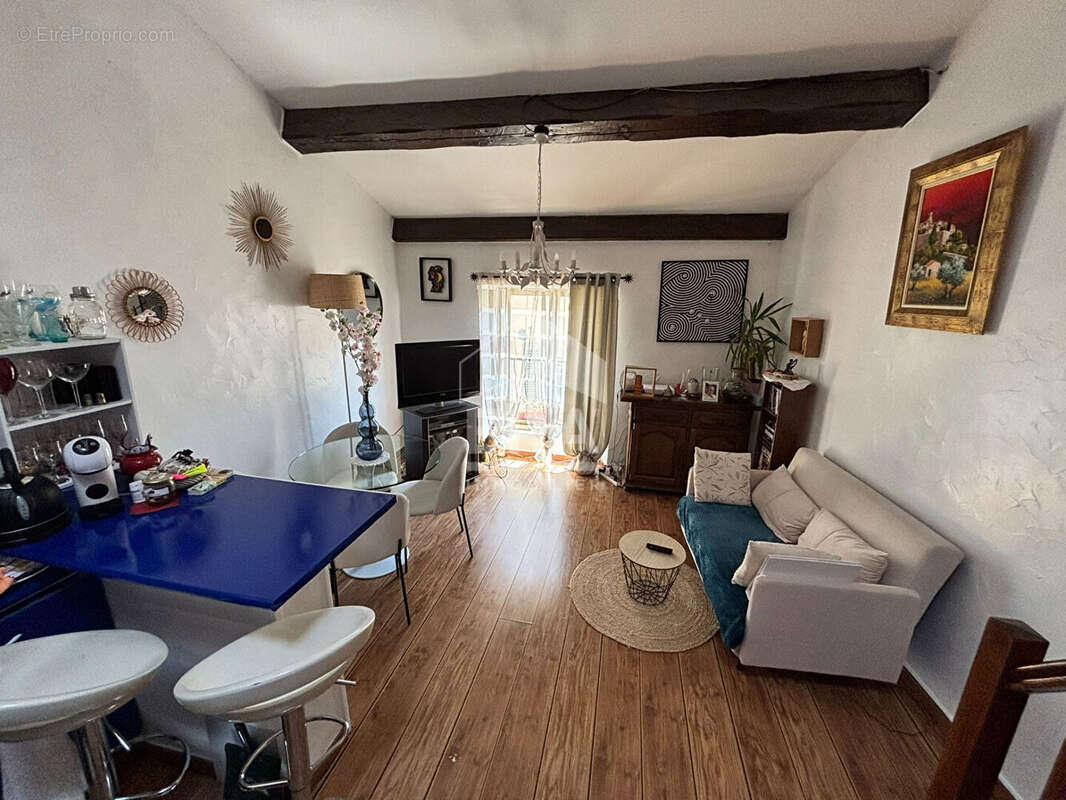 Appartement à FREJUS