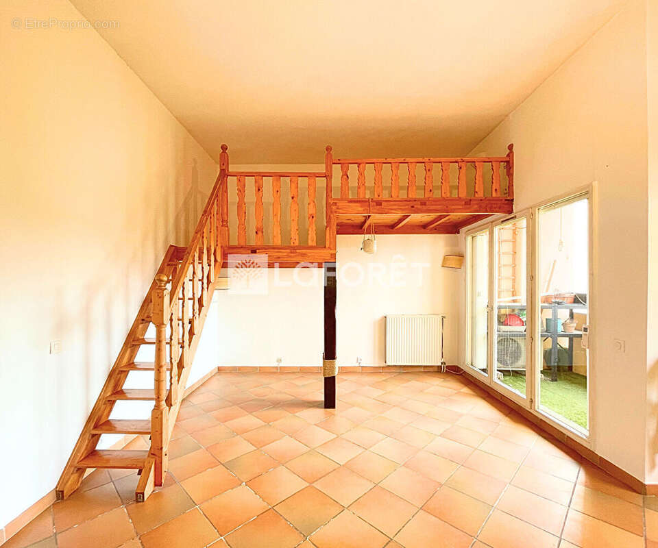 Appartement à VALBONNE
