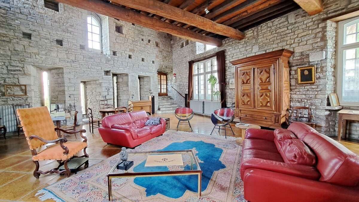 Maison à SAUVETERRE-DE-BEARN