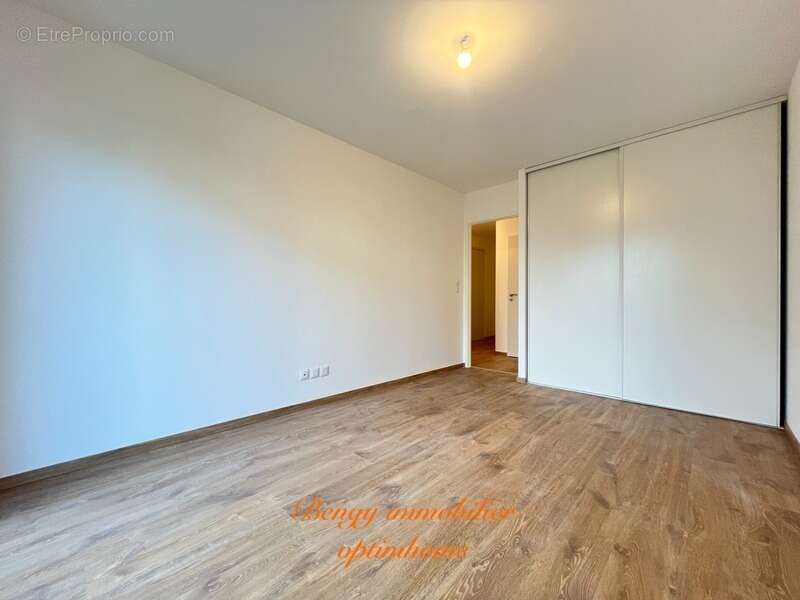 Appartement à SAINT-CYR-SUR-LOIRE