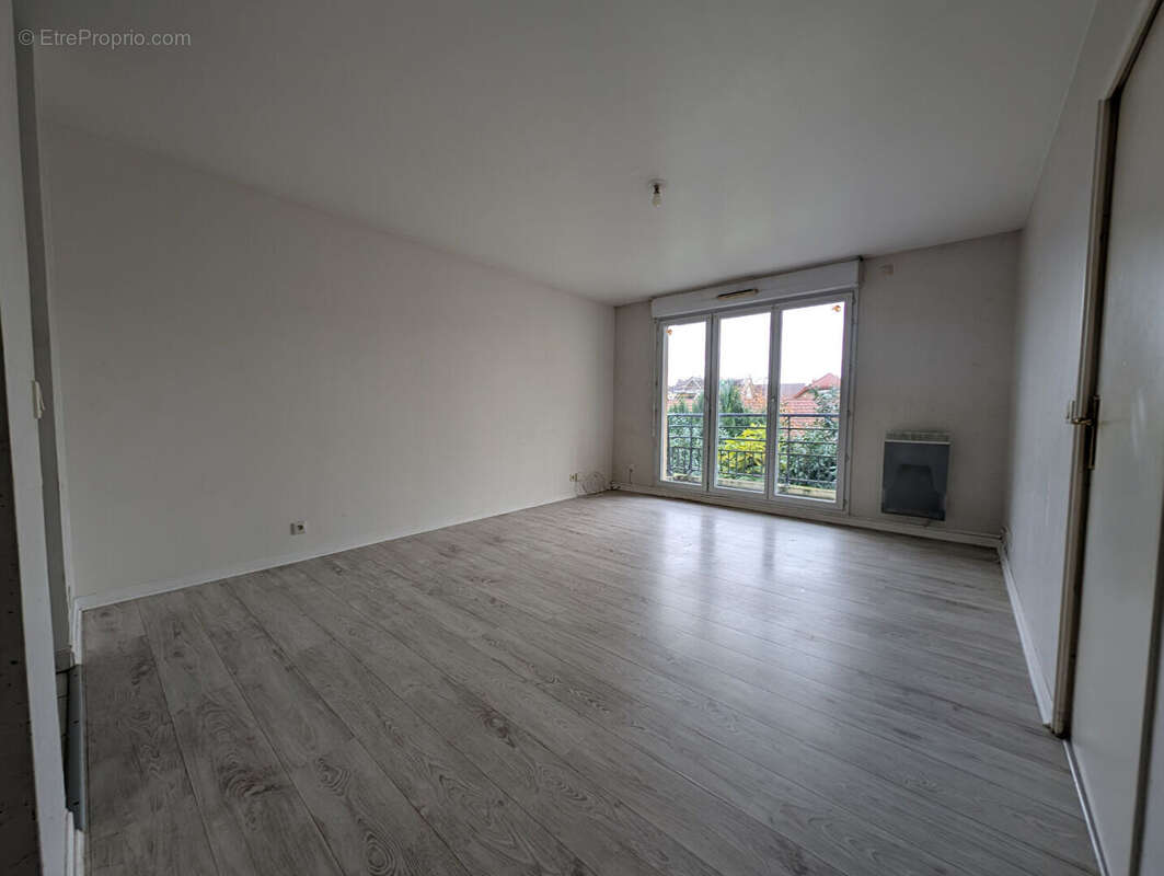 Appartement à SARTROUVILLE