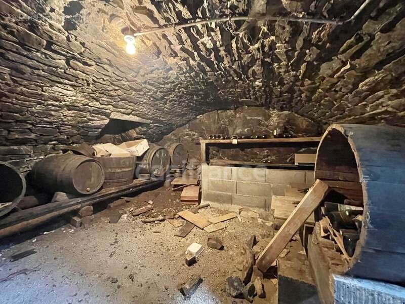 Maison à JUGEALS-NAZARETH