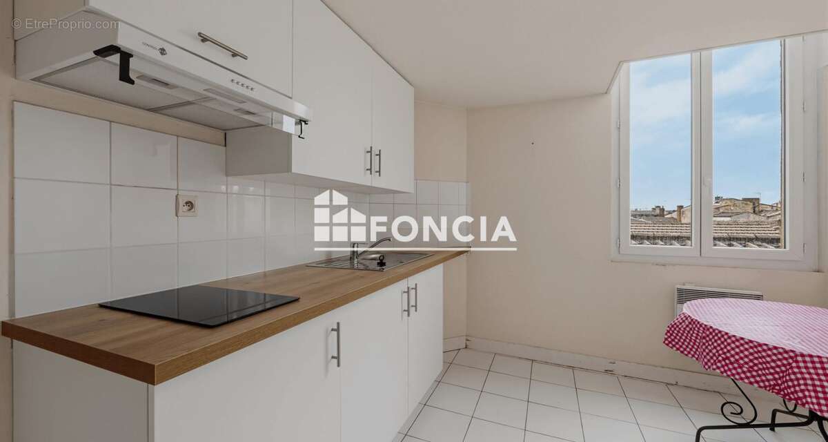 Appartement à BORDEAUX
