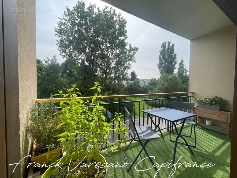 Appartement à NOISY-LE-ROI