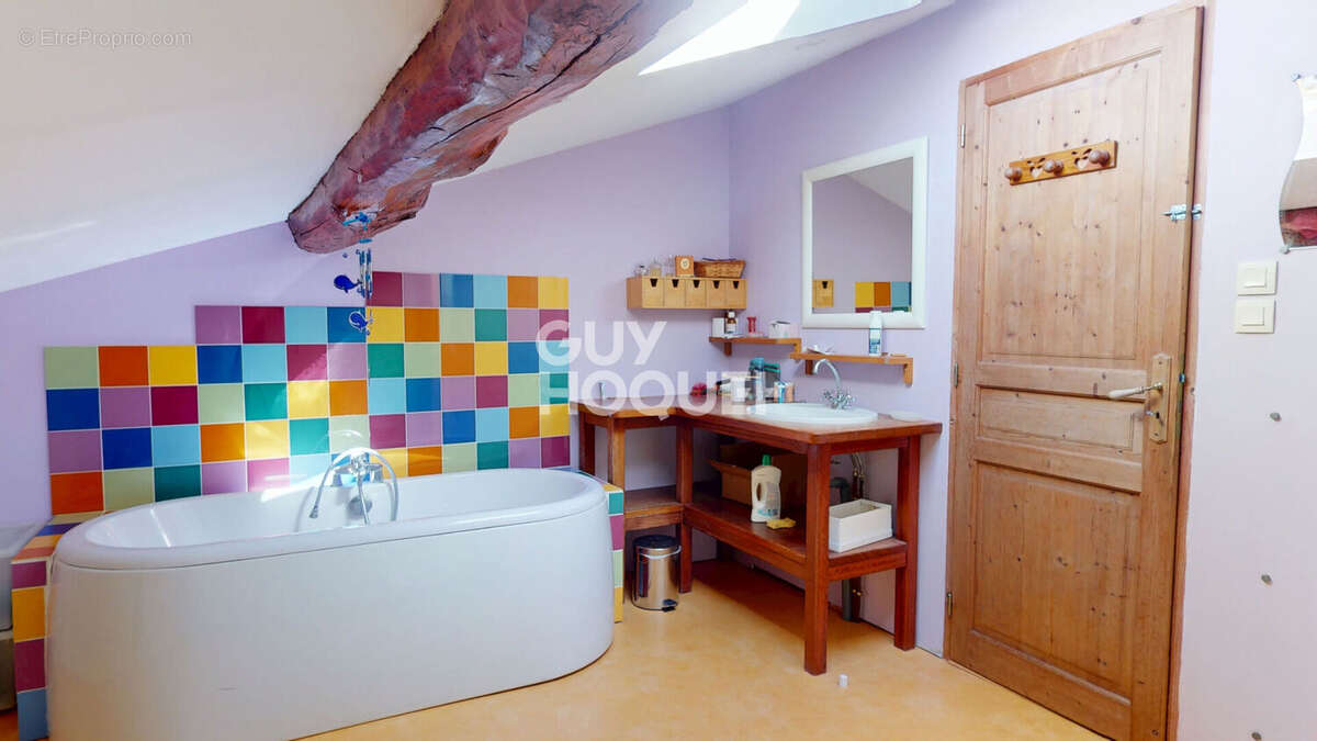 Maison T7  de 225m² - photo 8