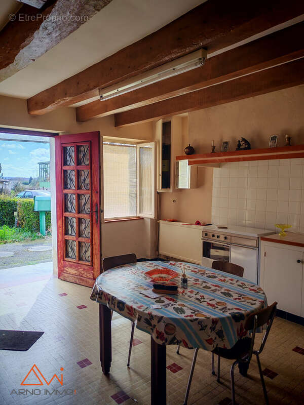 Maison à LISLE-SUR-TARN