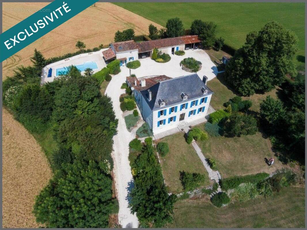 Photo 1 - Maison à SAINT-PORCHAIRE