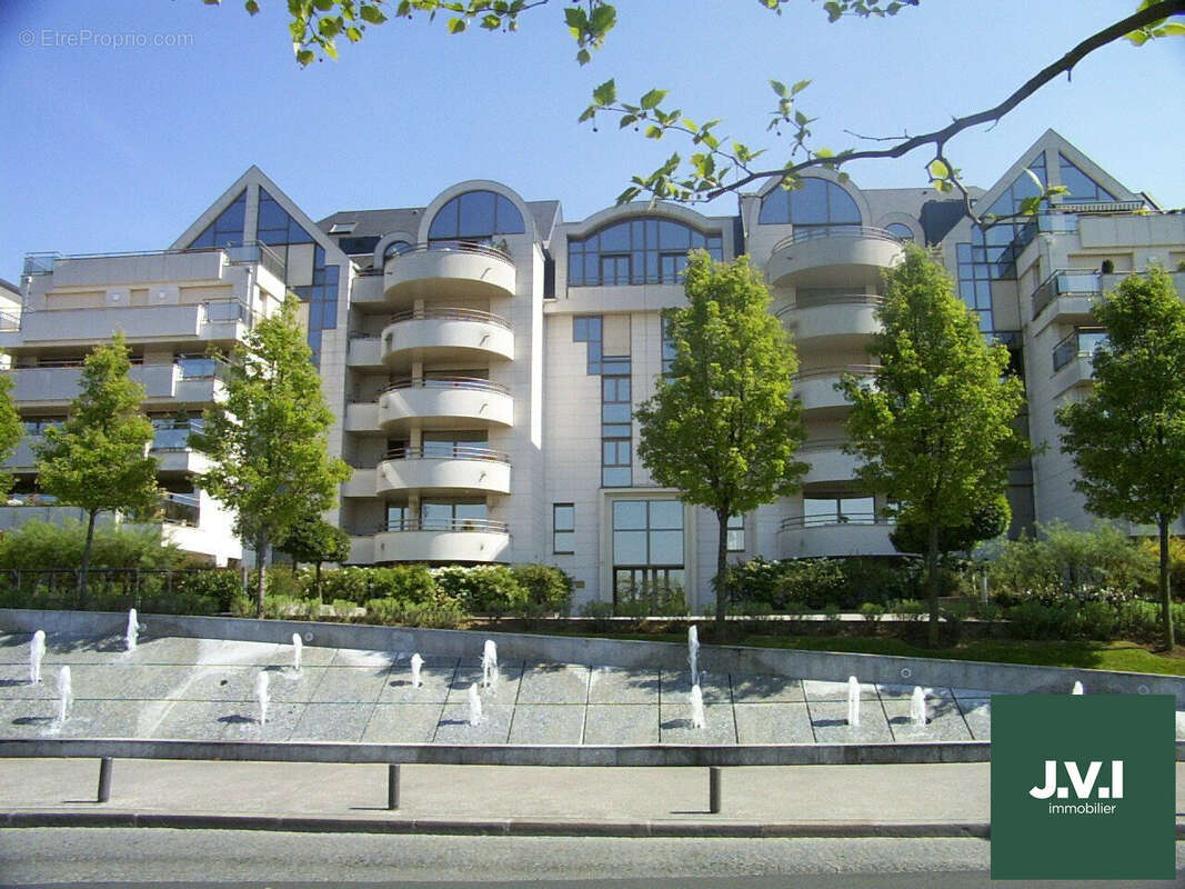 Appartement à ENGHIEN-LES-BAINS