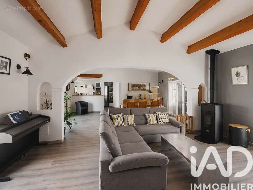 Photo 8 - Maison à VILLETELLE
