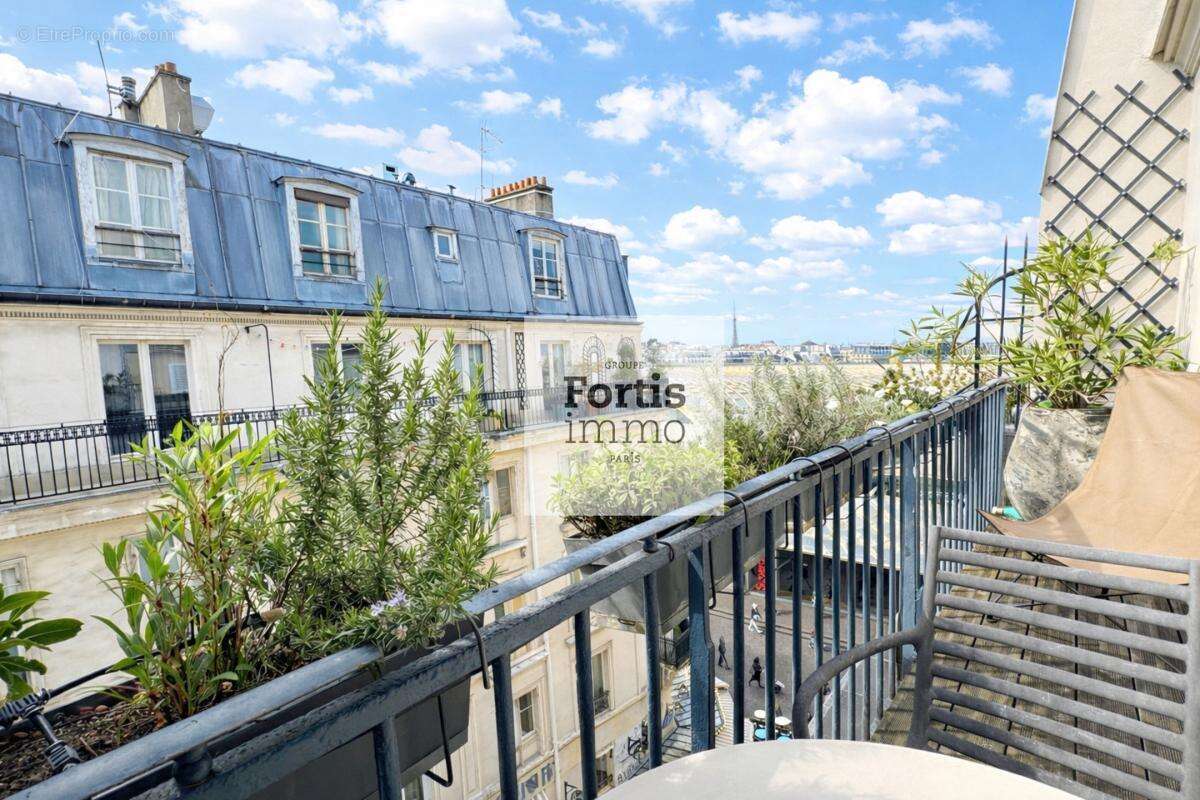 Appartement à PARIS-1E