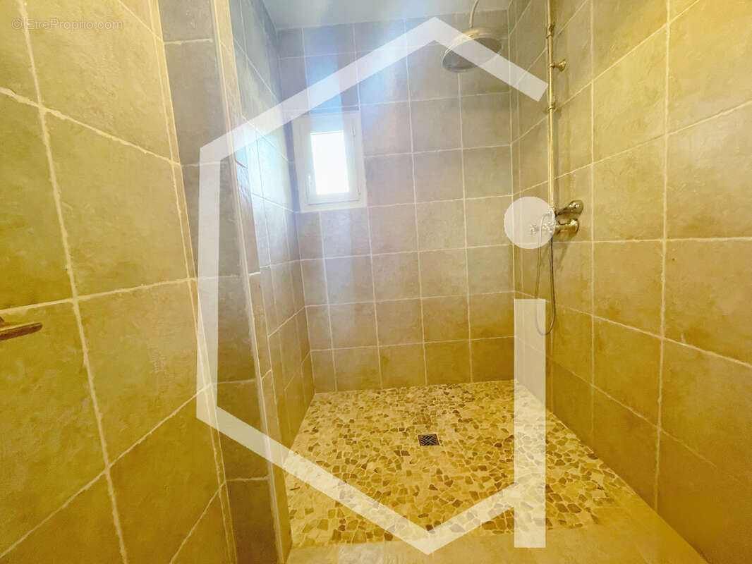 Maison à LA CHARITE-SUR-LOIRE