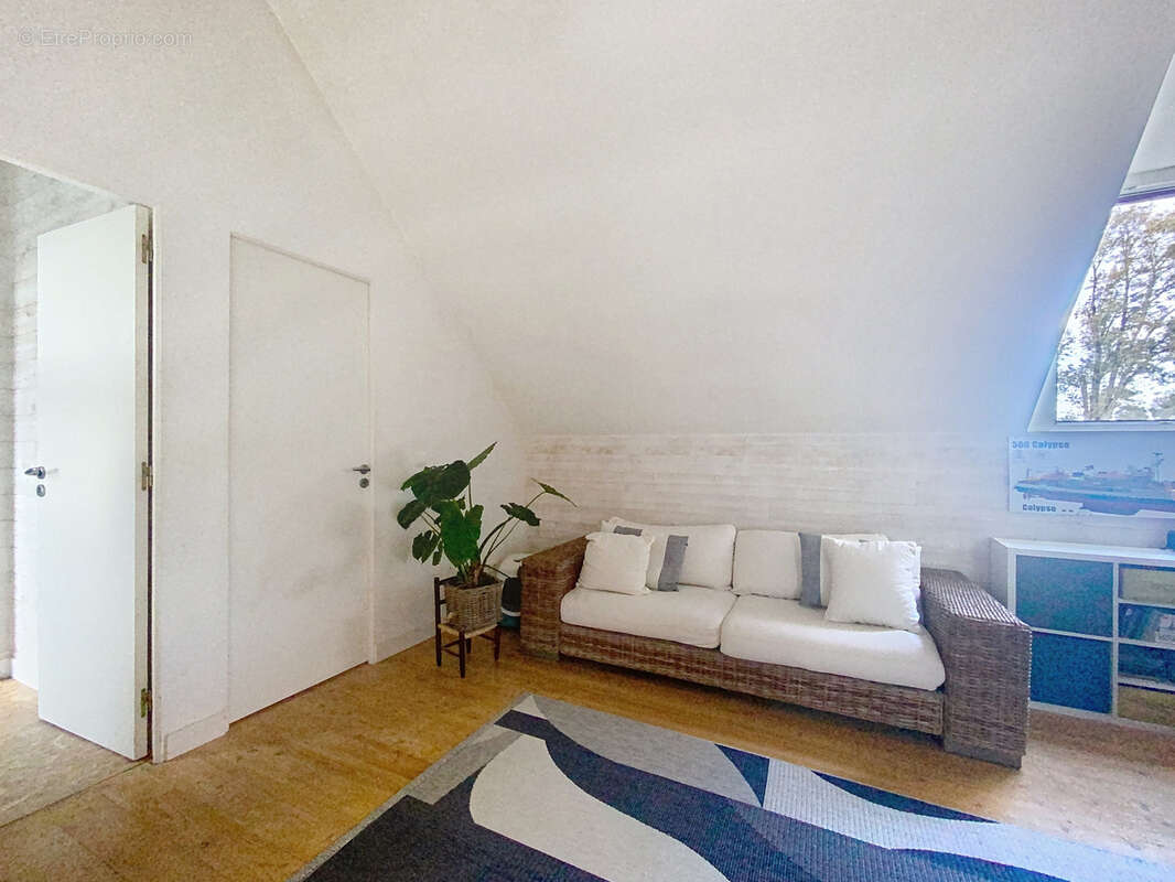 Maison à SAINT-JEAN-DES-CHAMPS