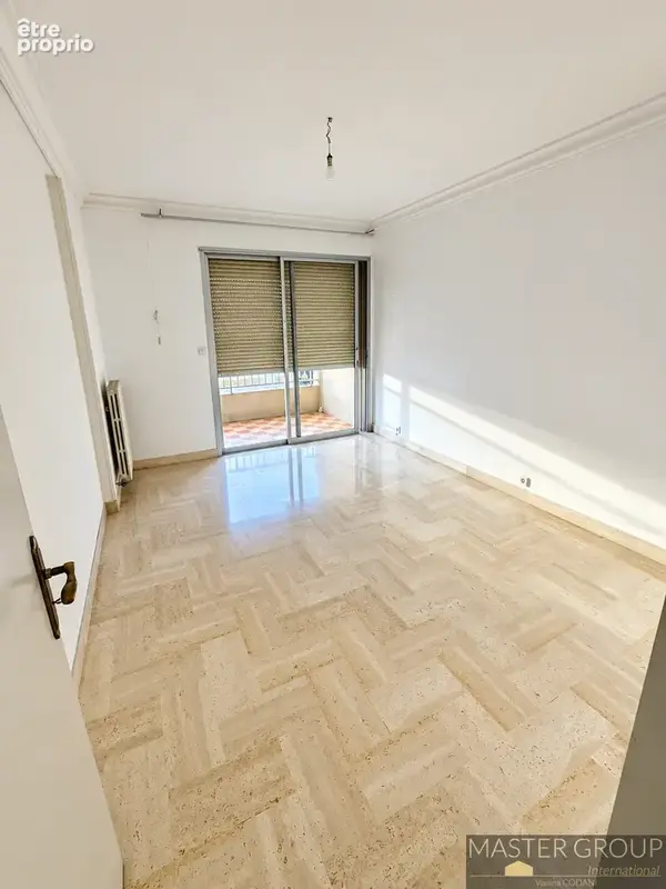 Appartement de type T3 avec terrasse, loggia, cave et garage en option   Parc Berthault, Ajaccio - photo 11