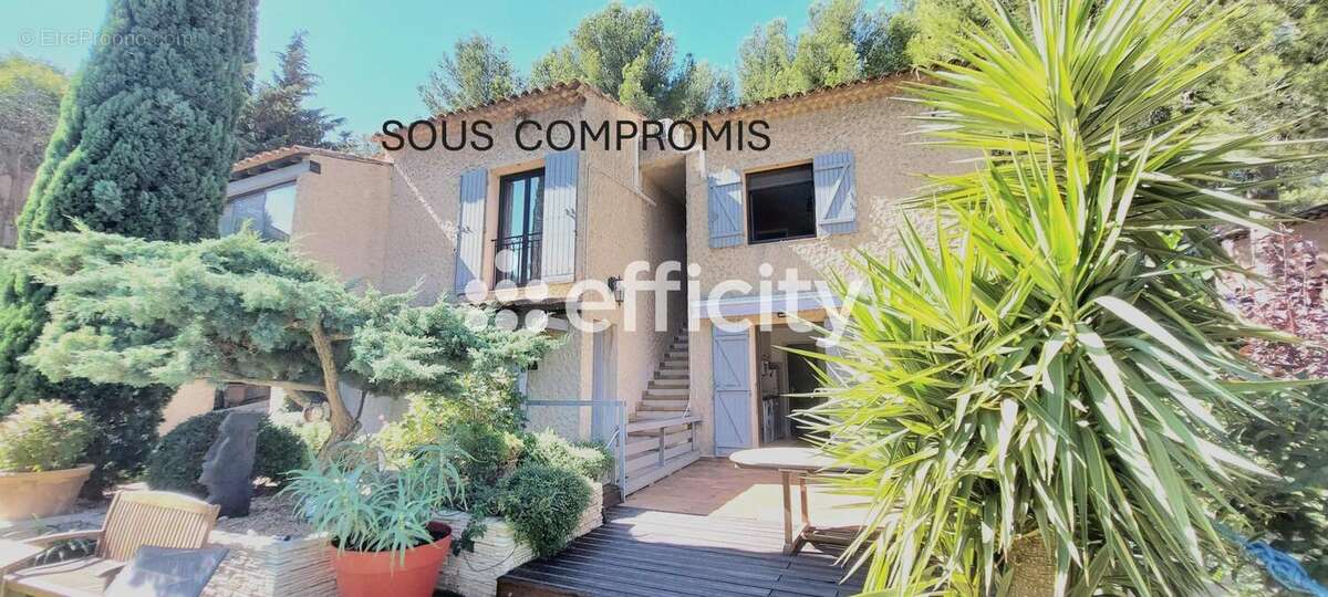 Maison à ENSUES-LA-REDONNE