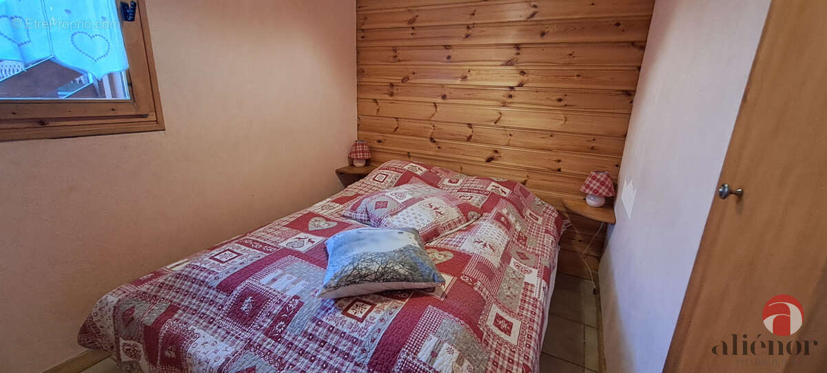 Appartement à MORILLON