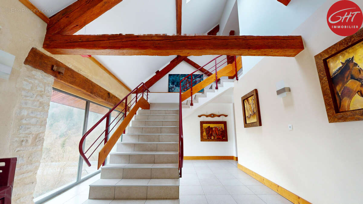 Maison à SOULCE-CERNAY