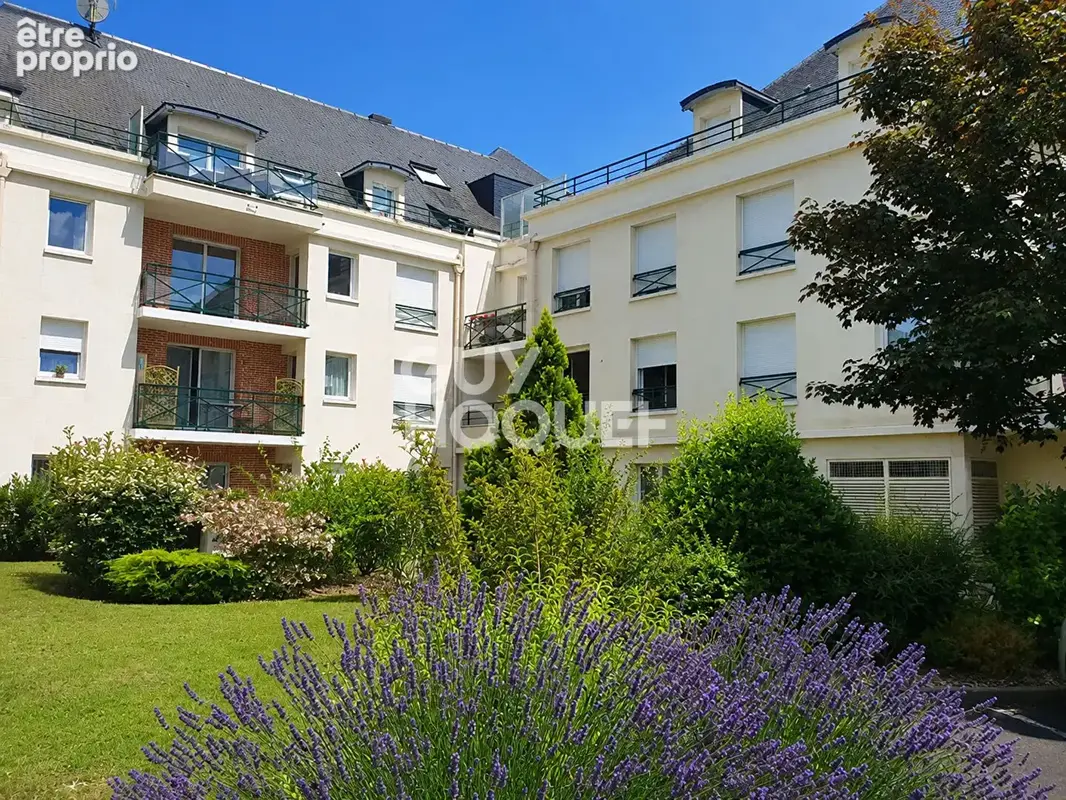 Appartement à SAINT-CYR-SUR-LOIRE