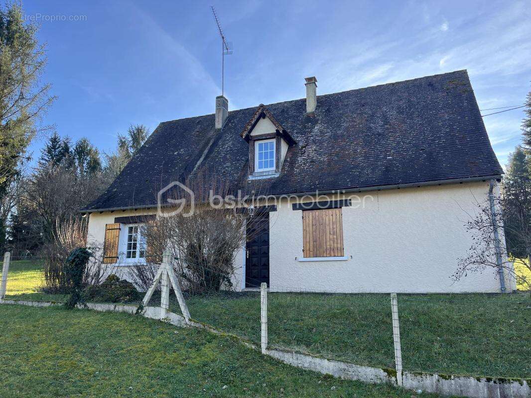 Maison à LA DOUZE