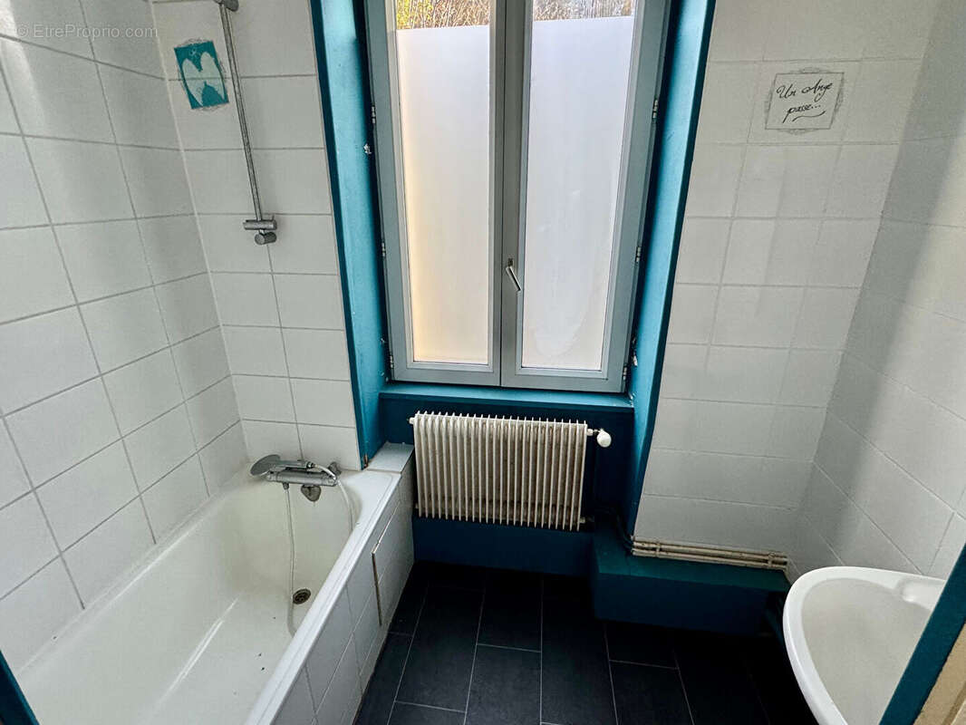 Maison à VEYRE-MONTON