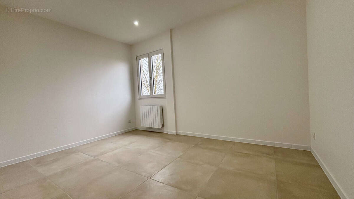 Maison à CORBEIL-ESSONNES