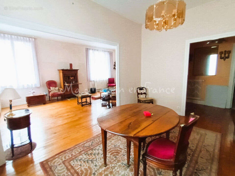 Appartement à VICHY