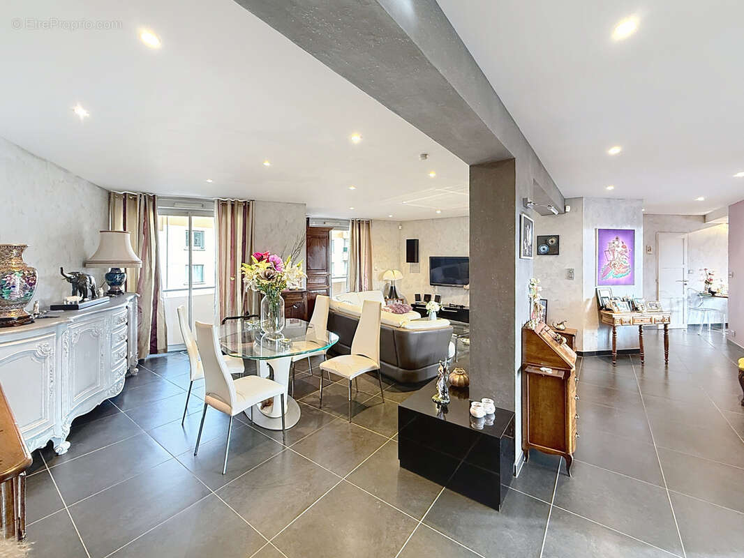 Appartement à SAINT-CHAMOND