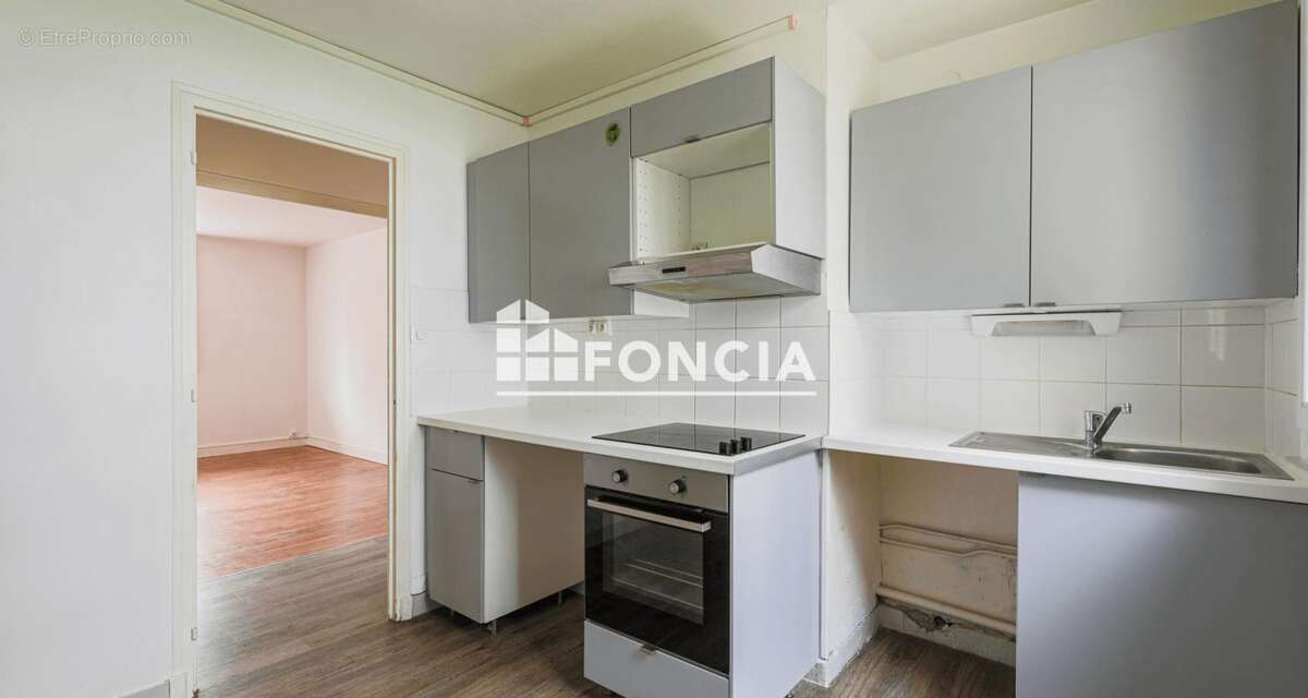Appartement à MEYLAN
