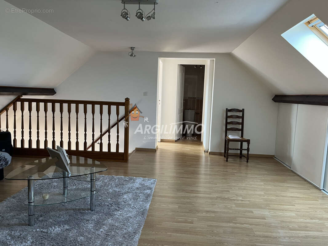Maison à CONNERRE