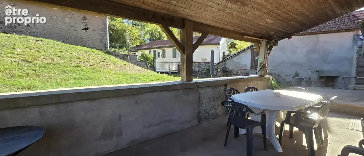 Raon-Sur-Plaine, authentique ferme vosgienne de 1844 à fort potentiel, divisée en deux logements avec jardin e - photo 19