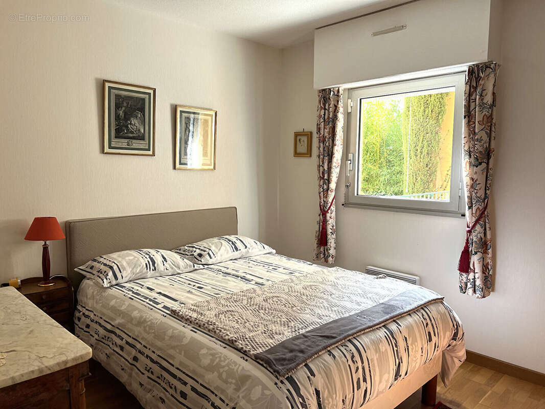 Appartement à VILLENEUVE-LES-AVIGNON