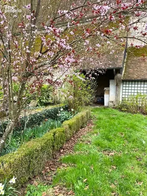 Une demeure authentique au charme intemporel, entre nature et histoire - photo 15