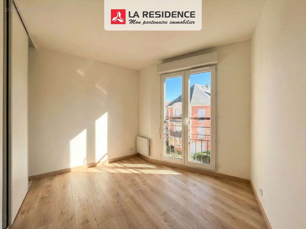Appartement à SAINT-OUEN-L'AUMONE