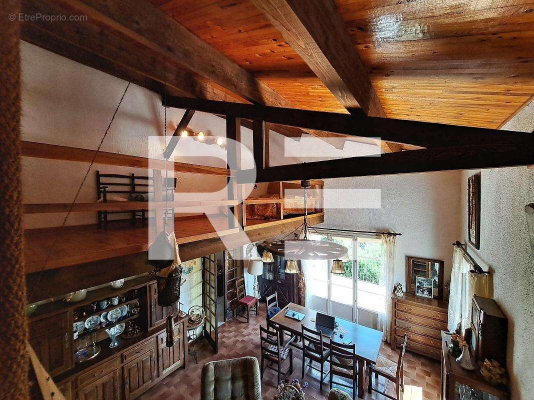 Maison à BRANOUX-LES-TAILLADES