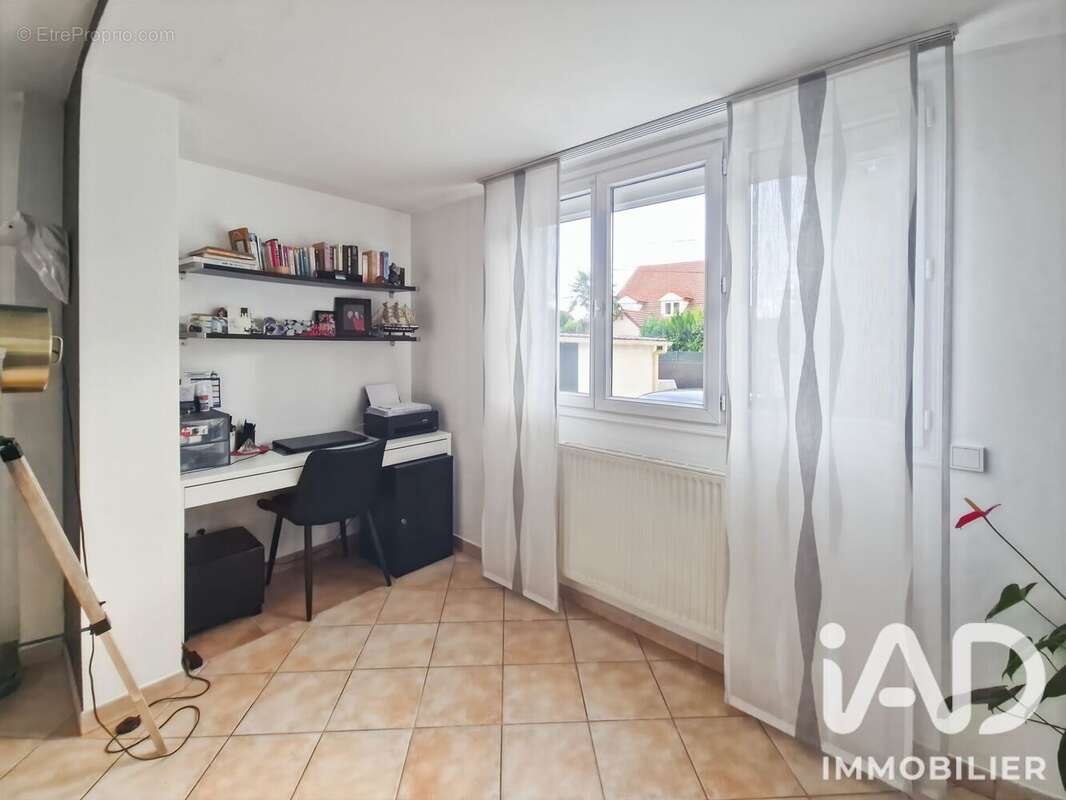 Photo 5 - Maison à MONTFERMEIL