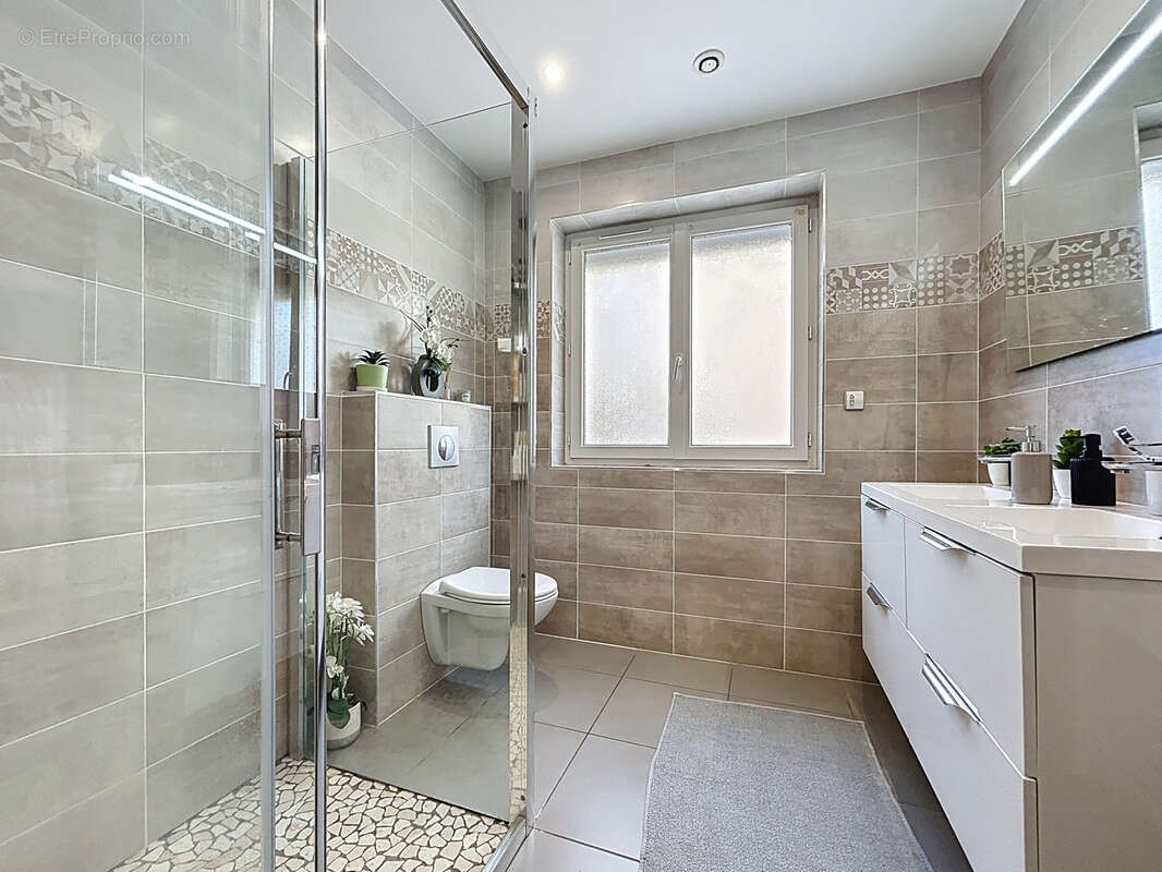 Appartement à BRIVE-LA-GAILLARDE