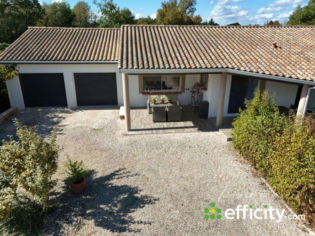 Maison à LABASTIDE-DU-TEMPLE