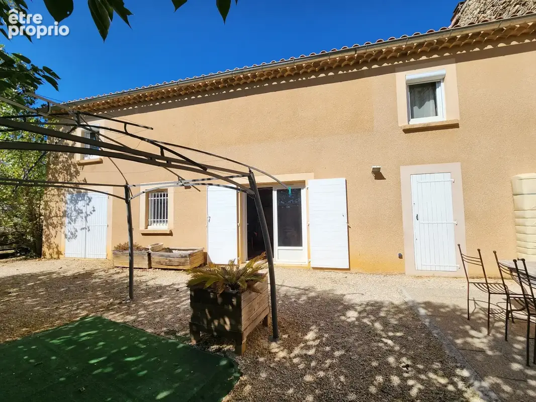 Photo Maison à Mornas au prix de 230 000€