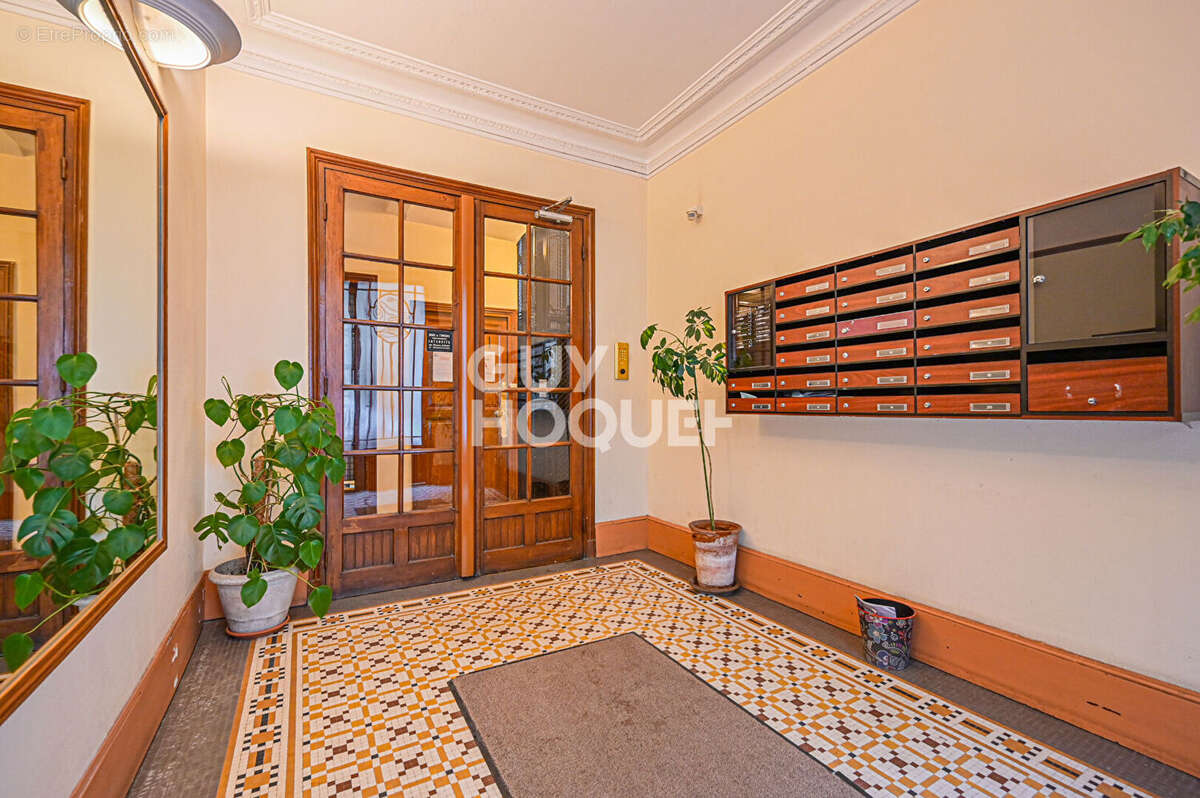 Appartement à PARIS-12E