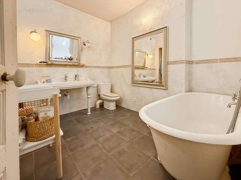 Maison à CHATELLERAULT