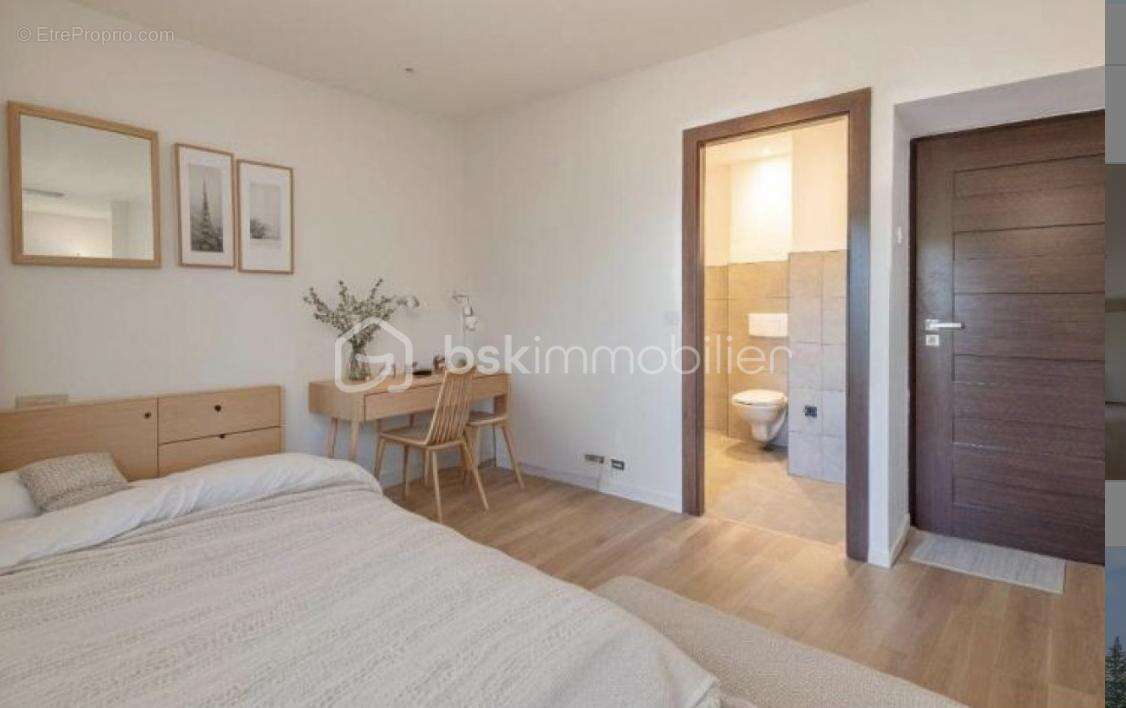 Appartement à PRINGY