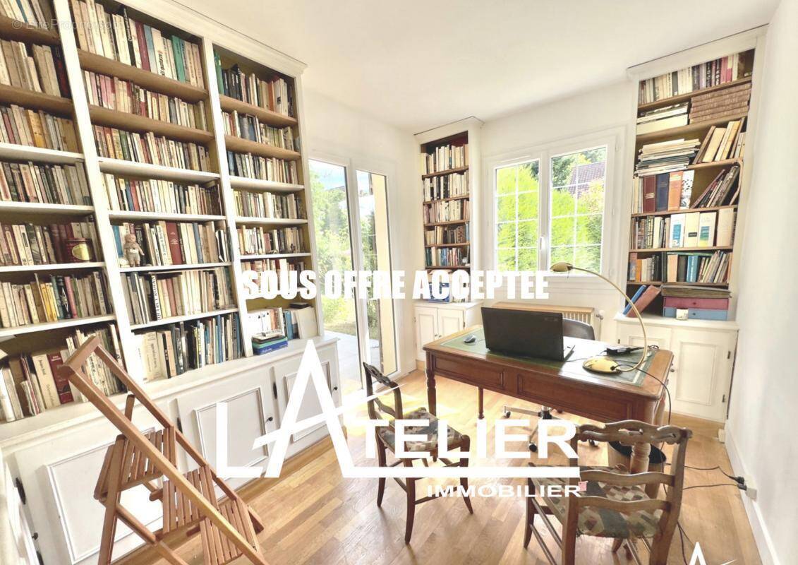 Maison à MAREIL-MARLY